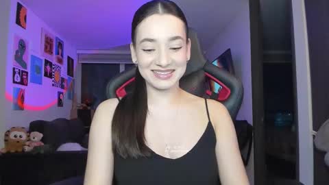 Jeimy Help me to reach 100 thumbs up online show from 03.19.26