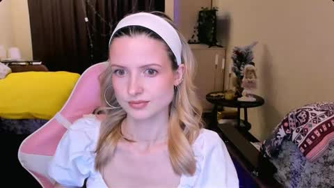 Julie online show from 01.16.26