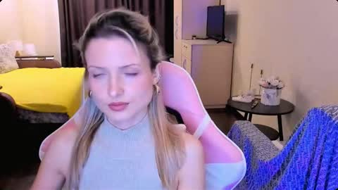 Julie online show from 02.17.26