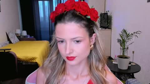Julie online show from 04.29.26