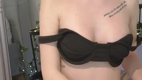 Julia online show from 02.08.25