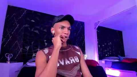 Julien online show from 11.08.25