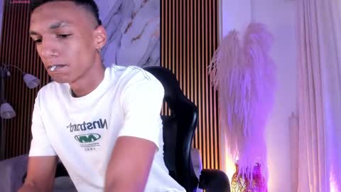 Julien online show from 05.03.26