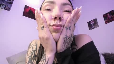 juliet_sourire online show from 03.08.25