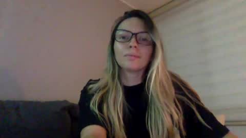 Snapshot of julieta0623 chatting on 07.15.26 julieta0623 online show from 07.15.26