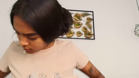 Juli online show from 09.16.25