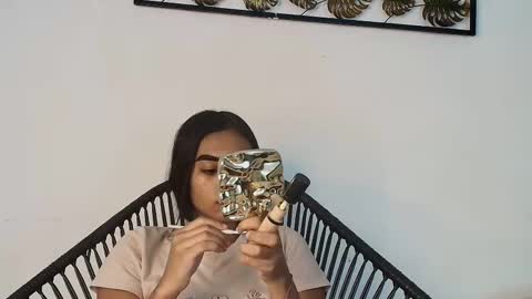 Juli online show from 10.03.25