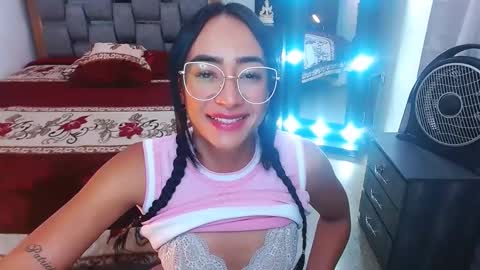 julieta art1 online show from 02.20.25