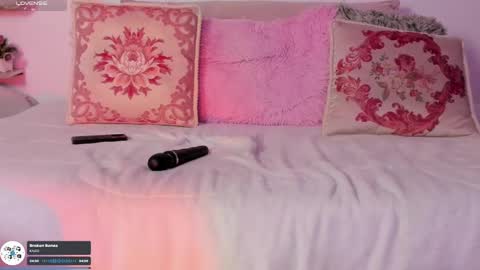 Juli  online show from 03.12.25