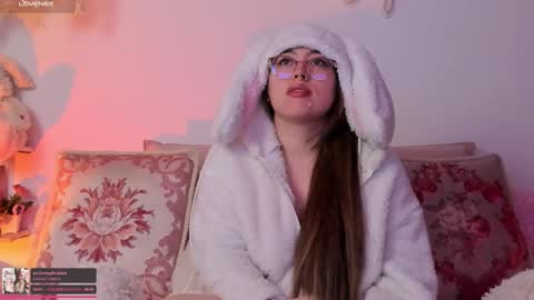 Juli  online show from 09.13.25