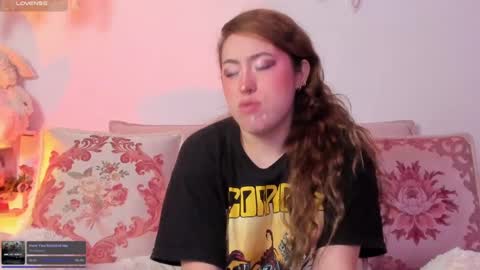 Juli  online show from 09.30.25