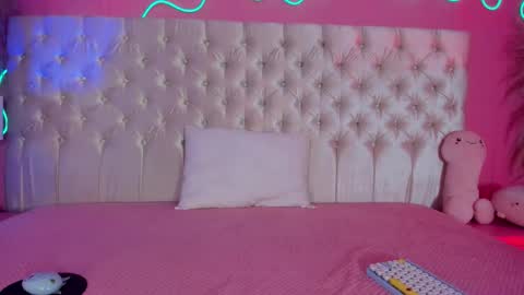 Julieta  online show from 03.25.26