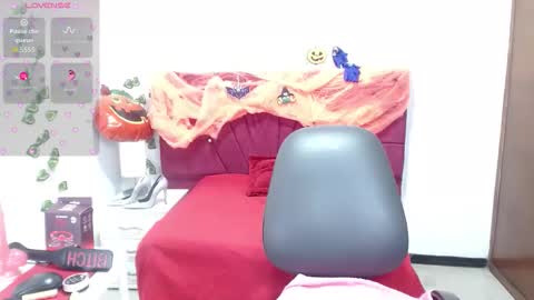 julieta_curvy69 online show from 10.07.25