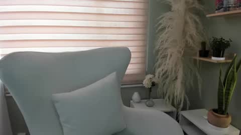 Julieta online show from 01.15.26