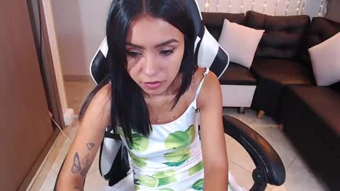 julieta_fn online show from 02.12.25