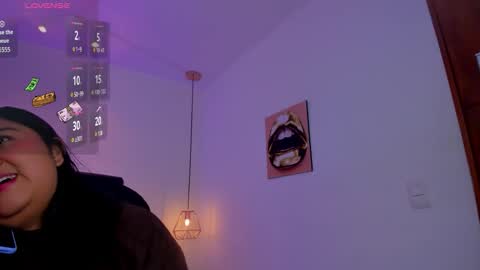 Julieta Mille online show from 10.05.25