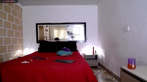 Julieta Rodriguez online show from 11.11.25