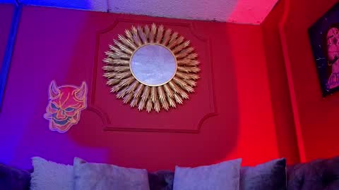 Snapshot of julieta_russell chatting on 09.16.25  Julieta  online show from 09.16.25