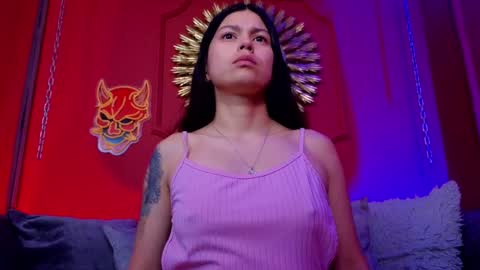 Snapshot of julieta_russell chatting on 09.30.25  Julieta  online show from 09.30.25