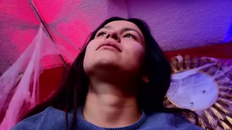 Snapshot of julieta_russell chatting on 10.15.25  Julieta  online show from 10.15.25