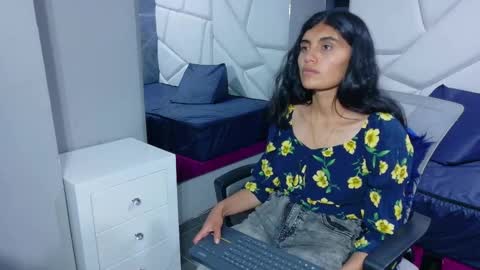 Julieta online show from 01.08.26