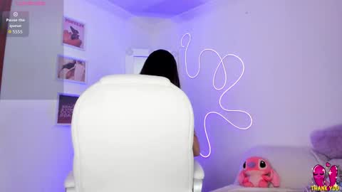 Snapshot of julietabomgv chatting on 10.16.25 julietabomgv online show from 10.16.25