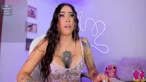 Snapshot of julietabomgv chatting on 10.20.25 julietabomgv online show from 10.20.25