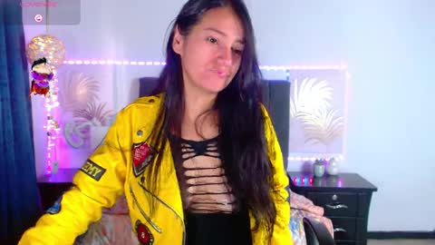 julietacollins06 online show from 02.18.25