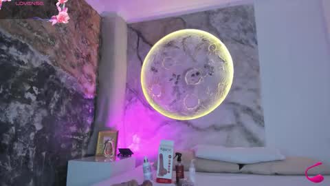 julietakane online show from 01.08.26