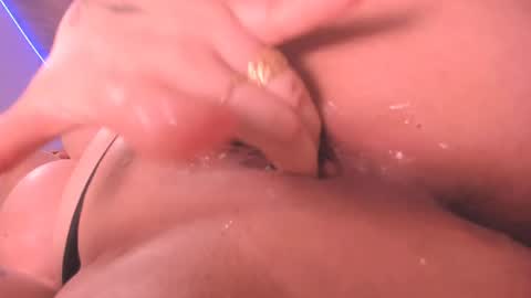 Julieta Vargas online show from 12.23.24