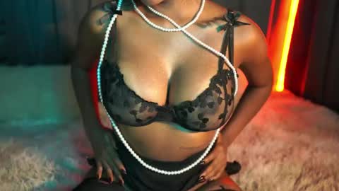 julietawinona online show from 02.28.26