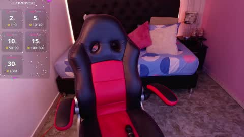 Julieth  online show from 11.18.25