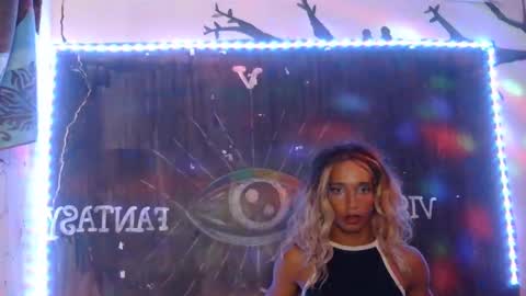 Julieth Wolf online show from 02.02.25