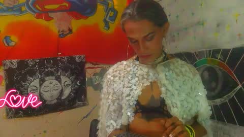 Julieth Wolf online show from 10.18.25