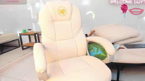 Julietha online show from 01.10.25