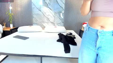 Julietha online show from 11.27.25