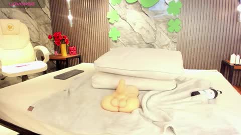 Snapshot of julietha_taylor chatting on 03.19.26 Julietha online show from 03.19.26