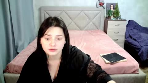 Julietkitty online show from 12.17.24