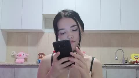 Snapshot of julietrass chatting on 06.20.26 juliet online show from 06.20.26