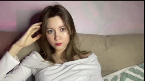 julietsensation online show from 01.28.25