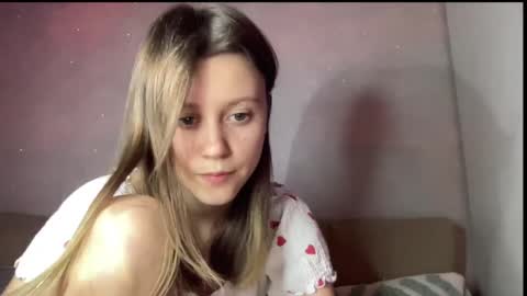 julietsensation online show from 01.31.25