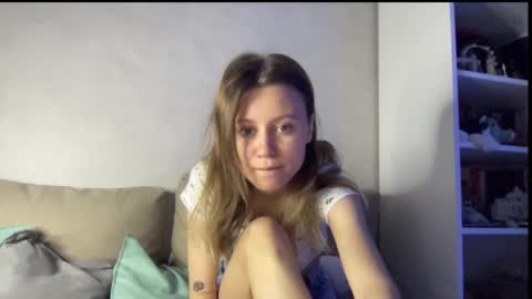 julietsensation online show from 02.05.25