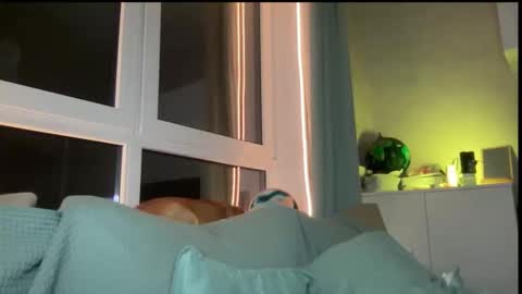 julietsensation online show from 02.18.25