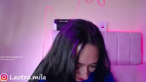 IG mila delux online show from 10.17.25