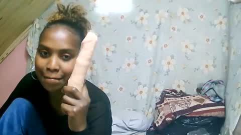 Snapshot of juliette9794 chatting on 09.14.25 juliette9794 online show from 09.14.25