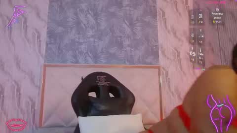 Snapshot of juliieta_tay chatting on 06.11.26 juliieta_tay online show from 06.11.26
