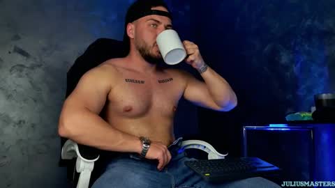 JULiUS   online show from 03.26.26