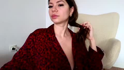 Jully online show from 12.09.24