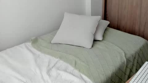 july_correa online show from 03.07.26