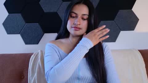 Julietha  online show from 01.17.26